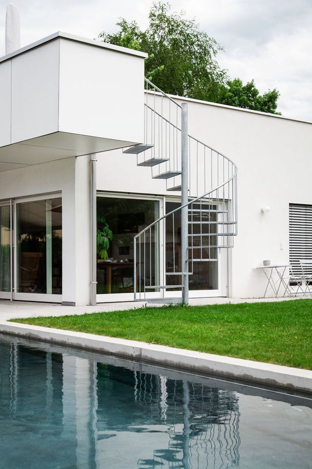 Swimmingpool mit Treppe